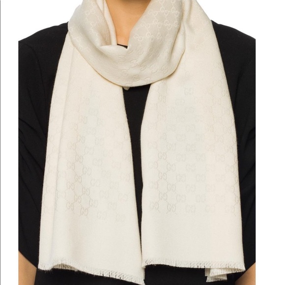cream gucci scarf